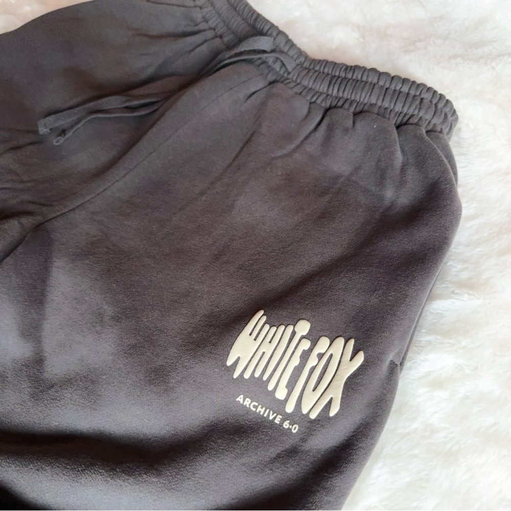 white fox sweatpants - Picture 2 of 3